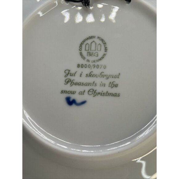 Vintage 1975 Royal Copenhagen Christmas Collectors Plate 7 1/8" - Picture 7 of 7